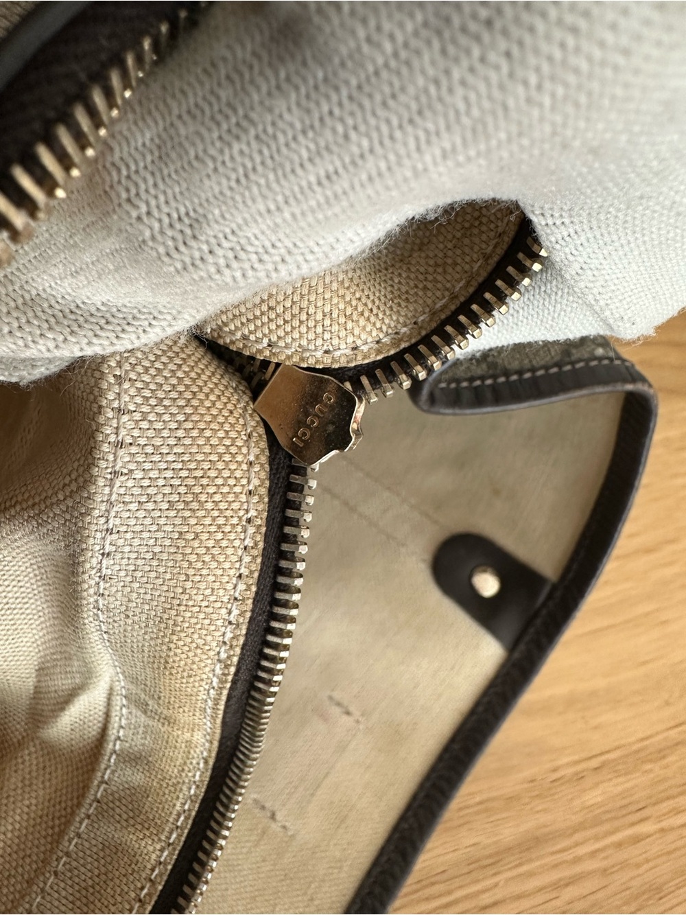 Gucci Open Tote Bag - Picture 8 of 17